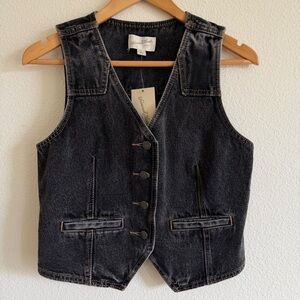 Universal Thread Black Denim Vest Size 8